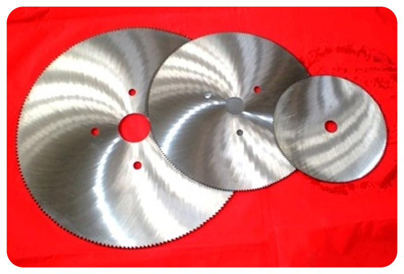 Čelik je prazan za kružnu pilu Steel Blank with Wide Slots for Diamond Saw Blades from diameter 530mm up to 2584mm